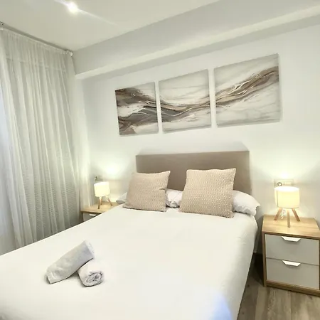 Acogedor Estudio Frente A La Playa De Апартаменты *